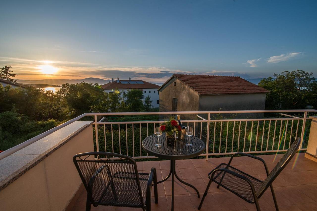 Villa Marina Malinska Kültér fotó